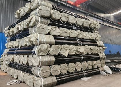 3PE korozyona karşı dikişsiz çelik boru ±10% Toleransa Kesme Servisi