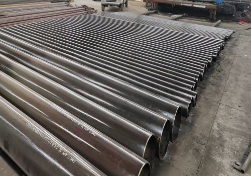 ASTM A106 0,2 ile 100 mm arasında kalınlıkları olan dikişsiz soğuktan yuvarlanmış çelik boru