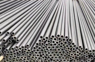1.2-30 Endüstriyel uygulamalarda parlaklığı arttırmak için duvar kalınlığı alaşımlı çelik borular
