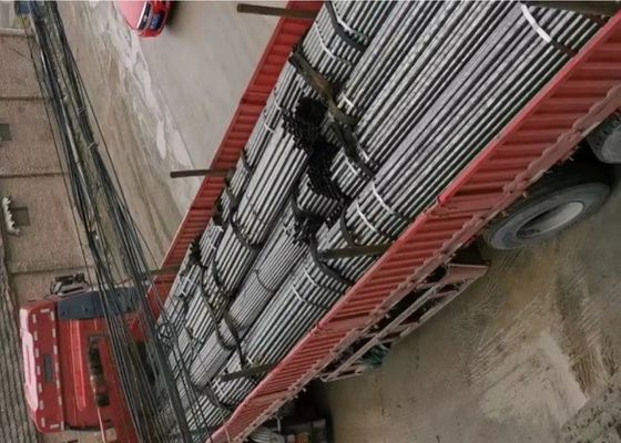 Yüksek Parlaklıklı Yapı için Alloy Çelik Tüp Güçlü ve Çeşitli