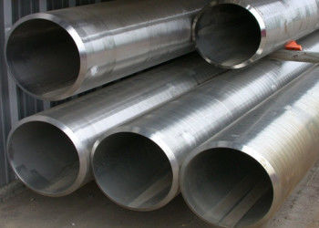 3PE kaplı galvanizli yuvarlak API çelik boru 200-220g/m2 Zick kaplama ile