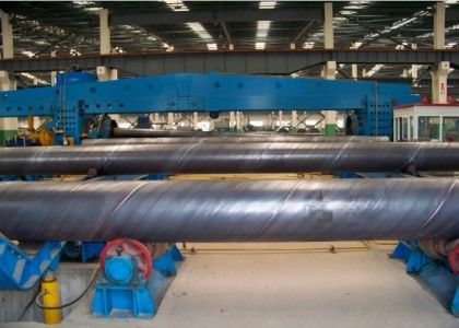 3PE kaplı SSAW çelik borular Boyut aralığı 1010mm OD 1626mm Büyük çap