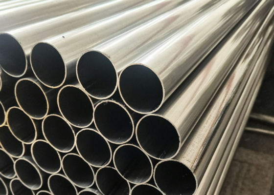 ASTM A500 Standart ERW Çelik Boru, Düşük Alaşımlı Çelik için Dikdörtgen Şekilde