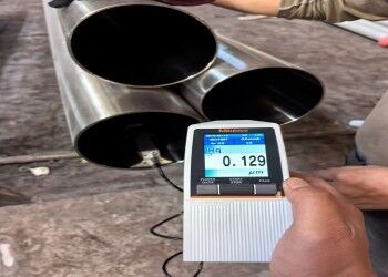 Kimyasal İşleme ve Gıda Sınıfı Uygulamalar için BA/2B/NO.1/NO.3/NO.4 Yüzey Kaplamalı Yuvarlak Dikişsiz Paslanmaz Çelik Boru